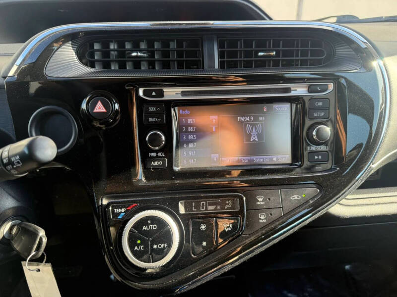 2018 Toyota Prius c
