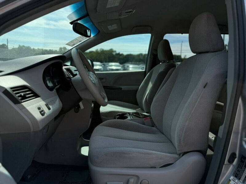 2014 Toyota Sienna