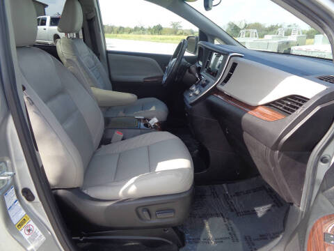 2015 Toyota Sienna Limited 7-Passenger
