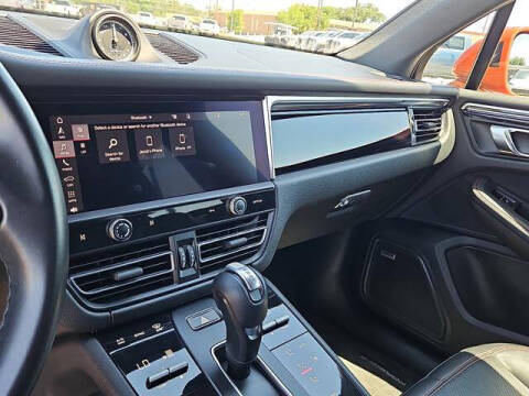 2022 Porsche Macan