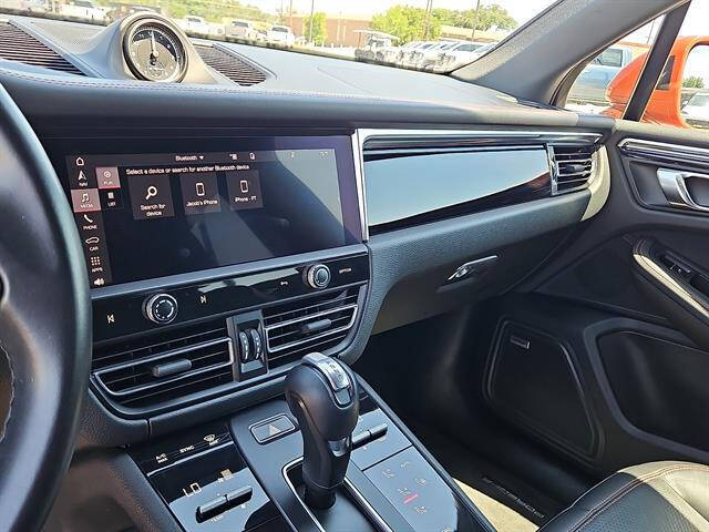 2022 Porsche Macan