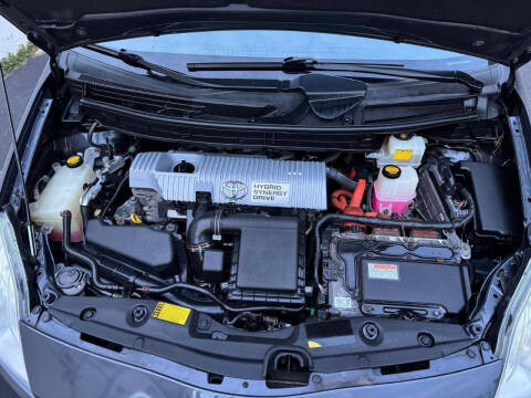 2013 Toyota Prius Three