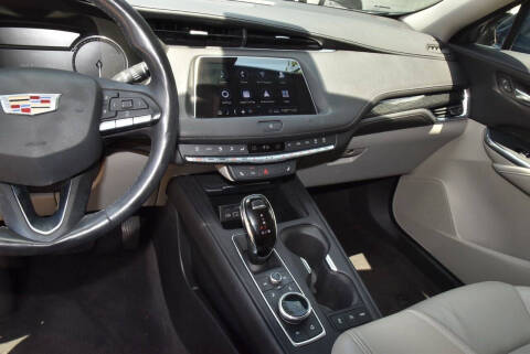 2020 Cadillac XT4 Premium Luxury