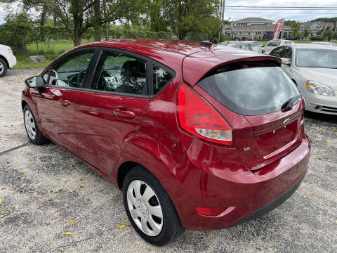 2013 Ford Fiesta SE