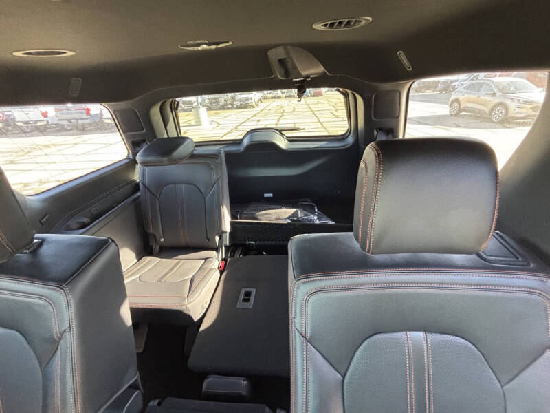 2024 Ford Expedition Timberline