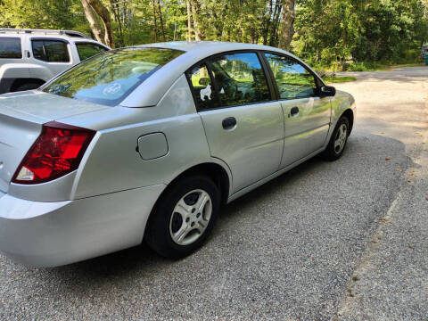 2003 Saturn Ion 1