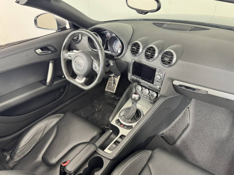 2011 Audi TTS 2.0T quattro Prestige