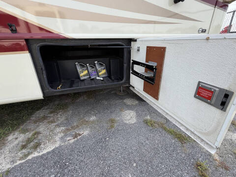 2009 Damon Challenger 376