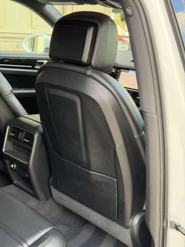 2022 Porsche Cayenne Coupe