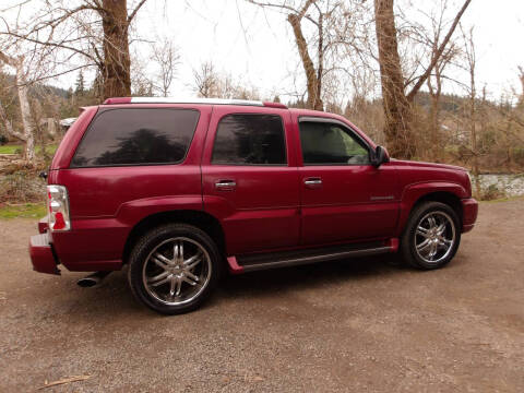 2004 Cadillac Escalade