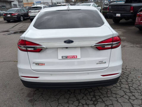2019 Ford Fusion Hybrid SE