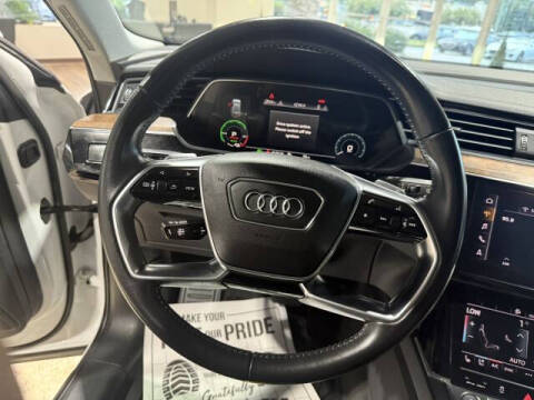 2019 Audi e-tron quattro Premium Plus