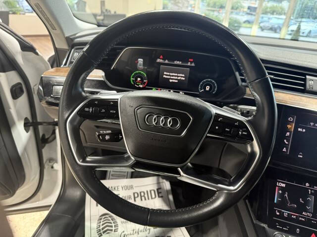 2019 Audi e-tron quattro Premium Plus