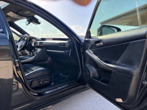 2018 Lexus IS 350