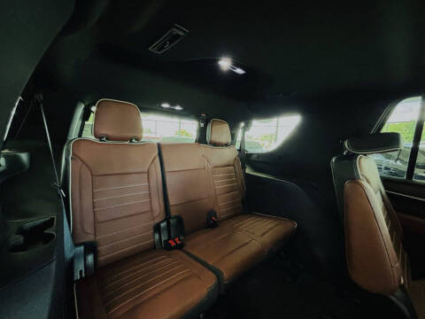 2023 GMC Yukon Denali Ultimate