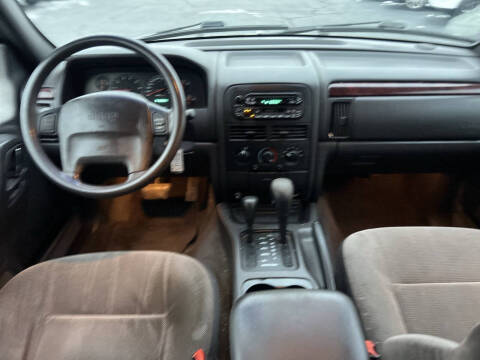 2000 Jeep Grand Cherokee Laredo