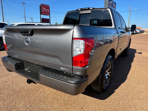 2020 Nissan Titan SV