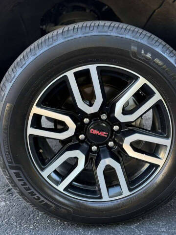 2021 GMC Sierra 1500 AT4