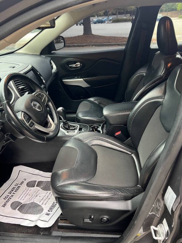 2018 Jeep Cherokee Latitude Plus