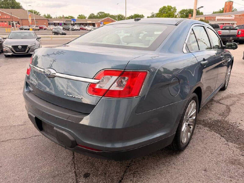 2010 Ford Taurus Limited