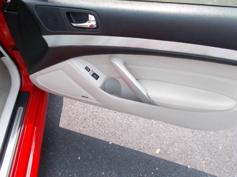 2013 Infiniti G37 Coupe x