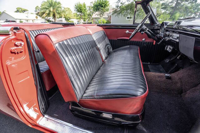 1952 Ford Crestline