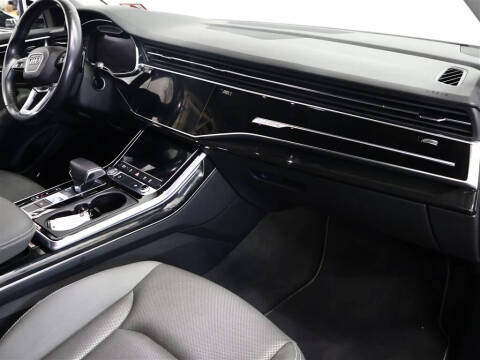 2019 Audi Q8 quattro Premium Plus 55 TFSI