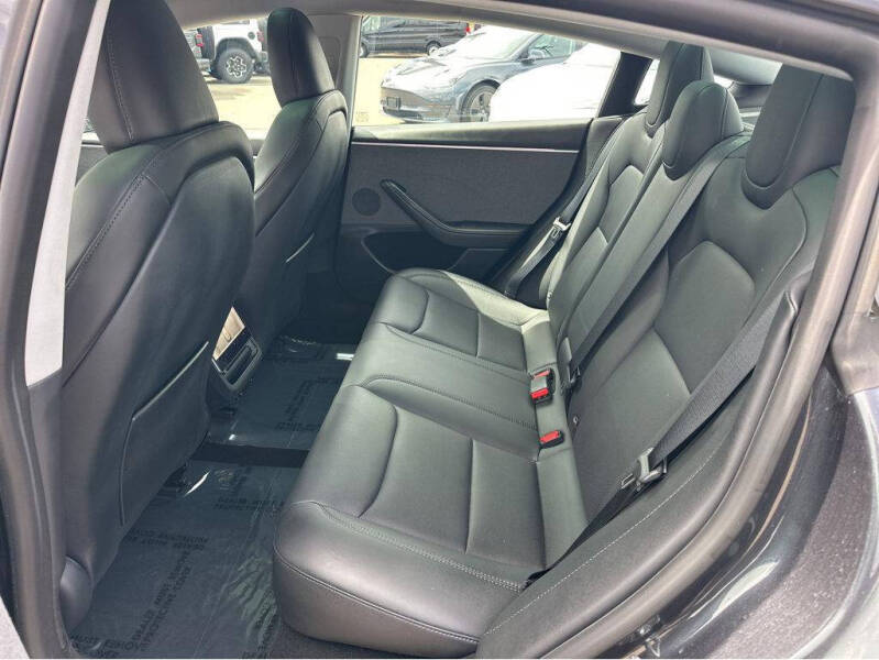 2025 Tesla Model 3 Long Range