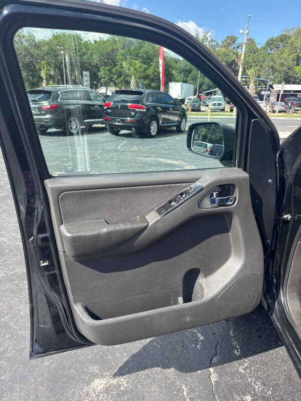 2011 Nissan Pathfinder S