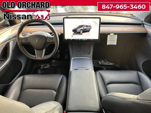 2024 Tesla Model Y Long Range