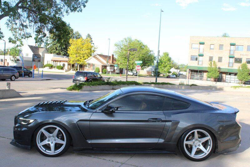 2017 Ford Mustang