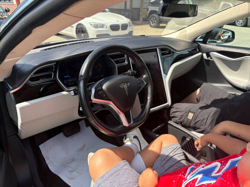 2015 Tesla Model S 85D