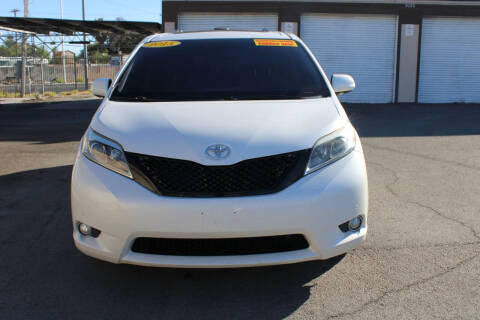 2015 Toyota Sienna