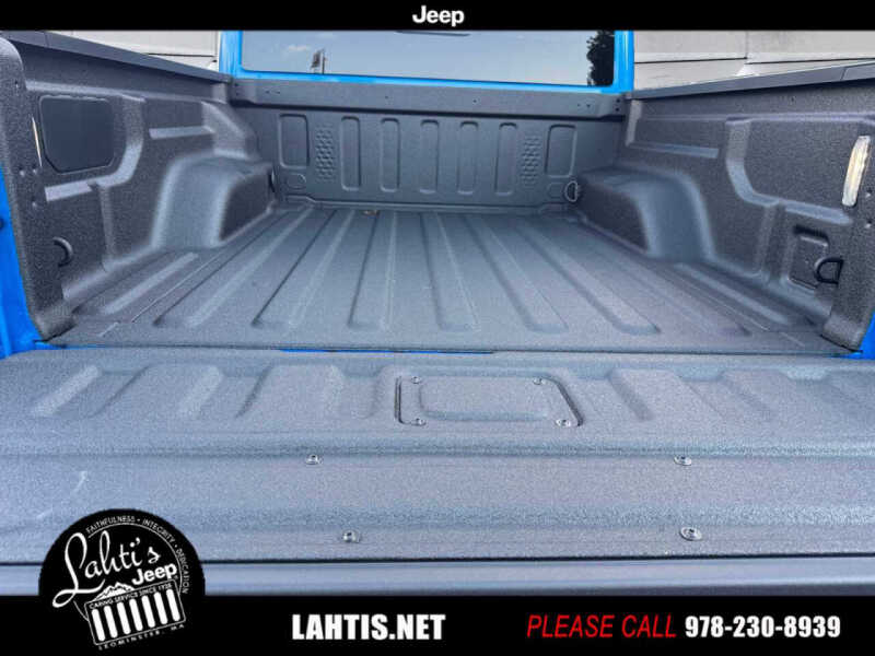 2025 Jeep Gladiator High Tide