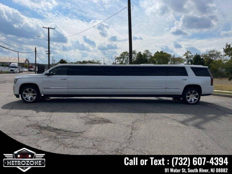 2016 Cadillac Escalade Standard