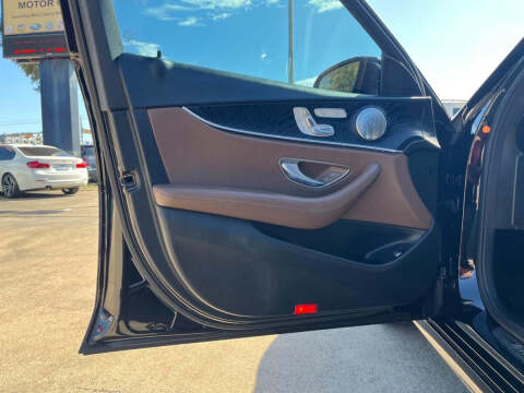 2017 Mercedes-Benz E-Class E 300 4MATIC