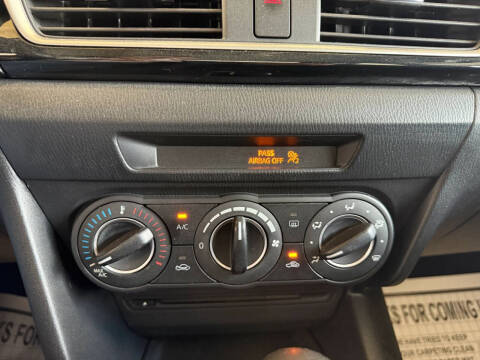 2014 Mazda MAZDA3 i Touring