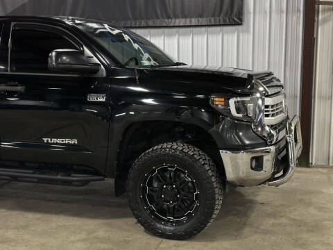 2017 Toyota Tundra SR5