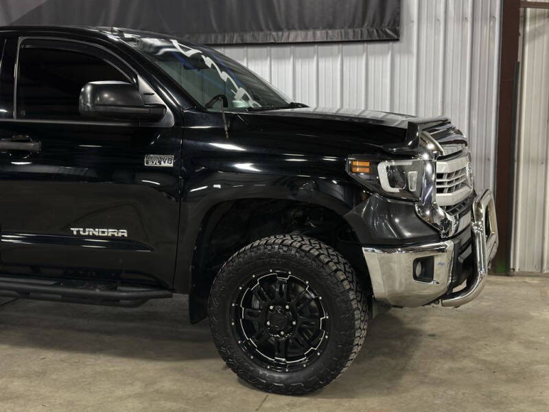 2017 Toyota Tundra SR5