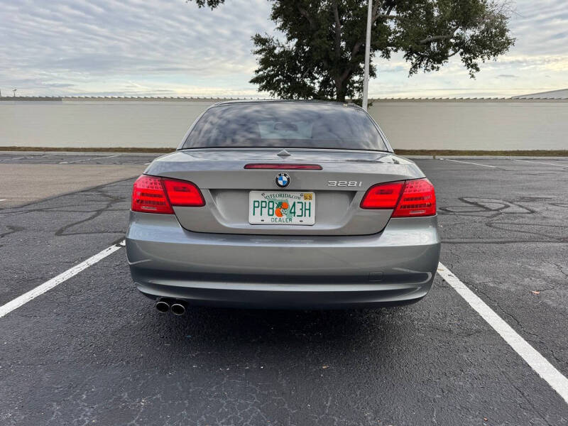 2011 BMW 3 Series 328i