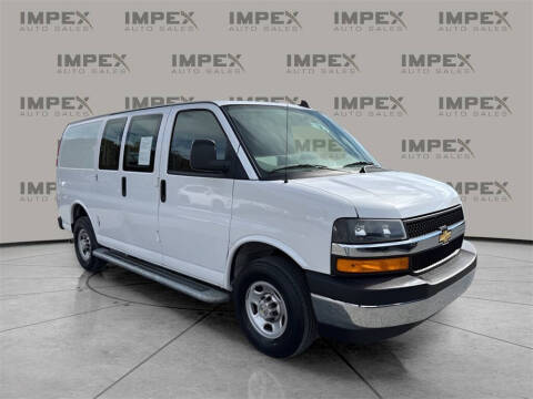 2023 Chevrolet Express 2500