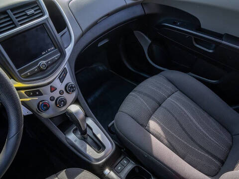 2020 Chevrolet Sonic LT