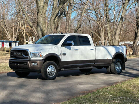 2018 RAM 3500 for sale at OVERDRIVE AUTO SALES, LLC. in Clarksville IN