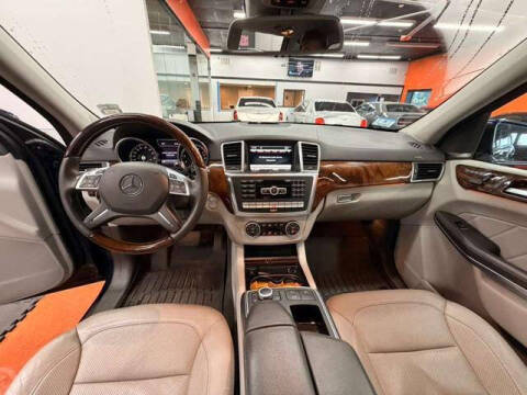 2015 Mercedes-Benz GL-Class GL 550 4MATIC