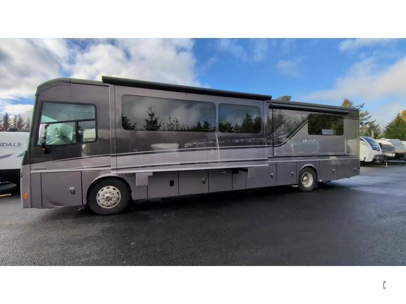 2018 Freightliner XCL Chassis