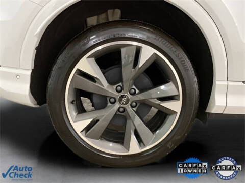 2024 Audi Q4 e-tron quattro Premium Plus 50