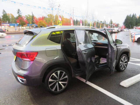 2024 Volkswagen Taos SE