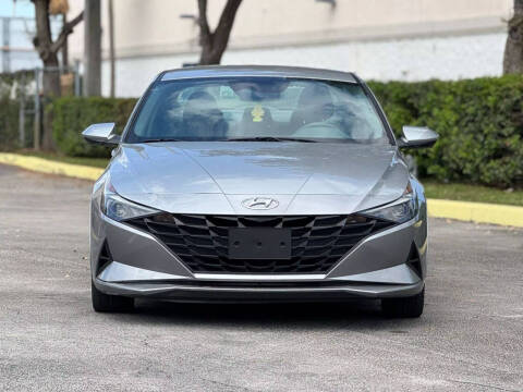 2022 Hyundai Elantra