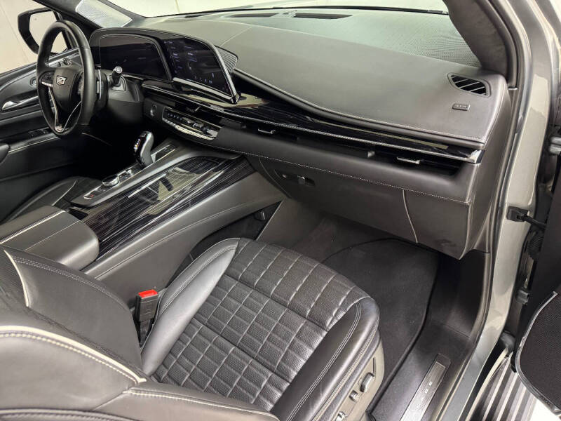 2023 Cadillac Escalade-V ESV