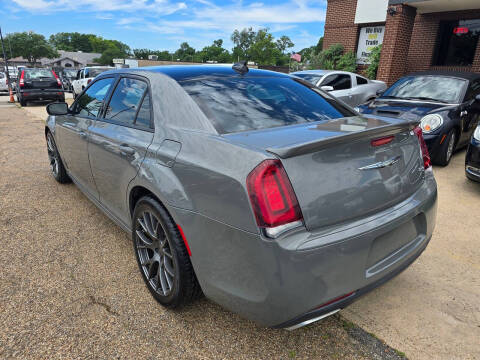 2017 Chrysler 300 S